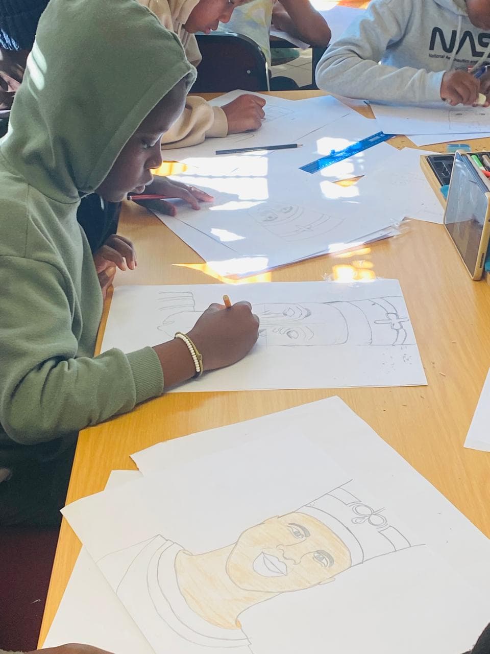 Itataise Visual Arts Club